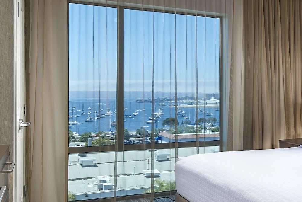 Homewood Suites By Hilton San Diego Downtown/Bayside Exterior photo
