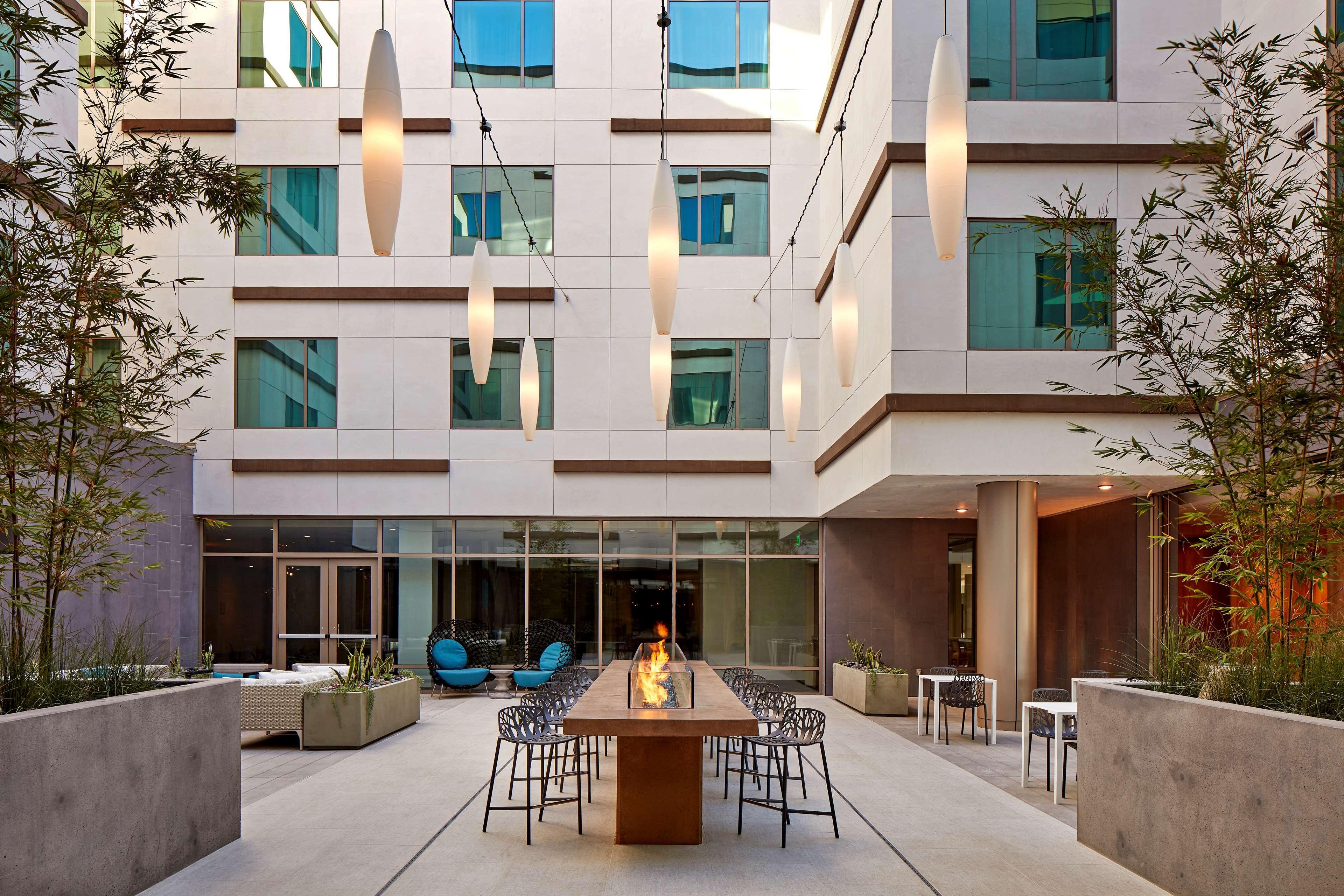 Homewood Suites By Hilton San Diego Downtown/Bayside Exterior photo