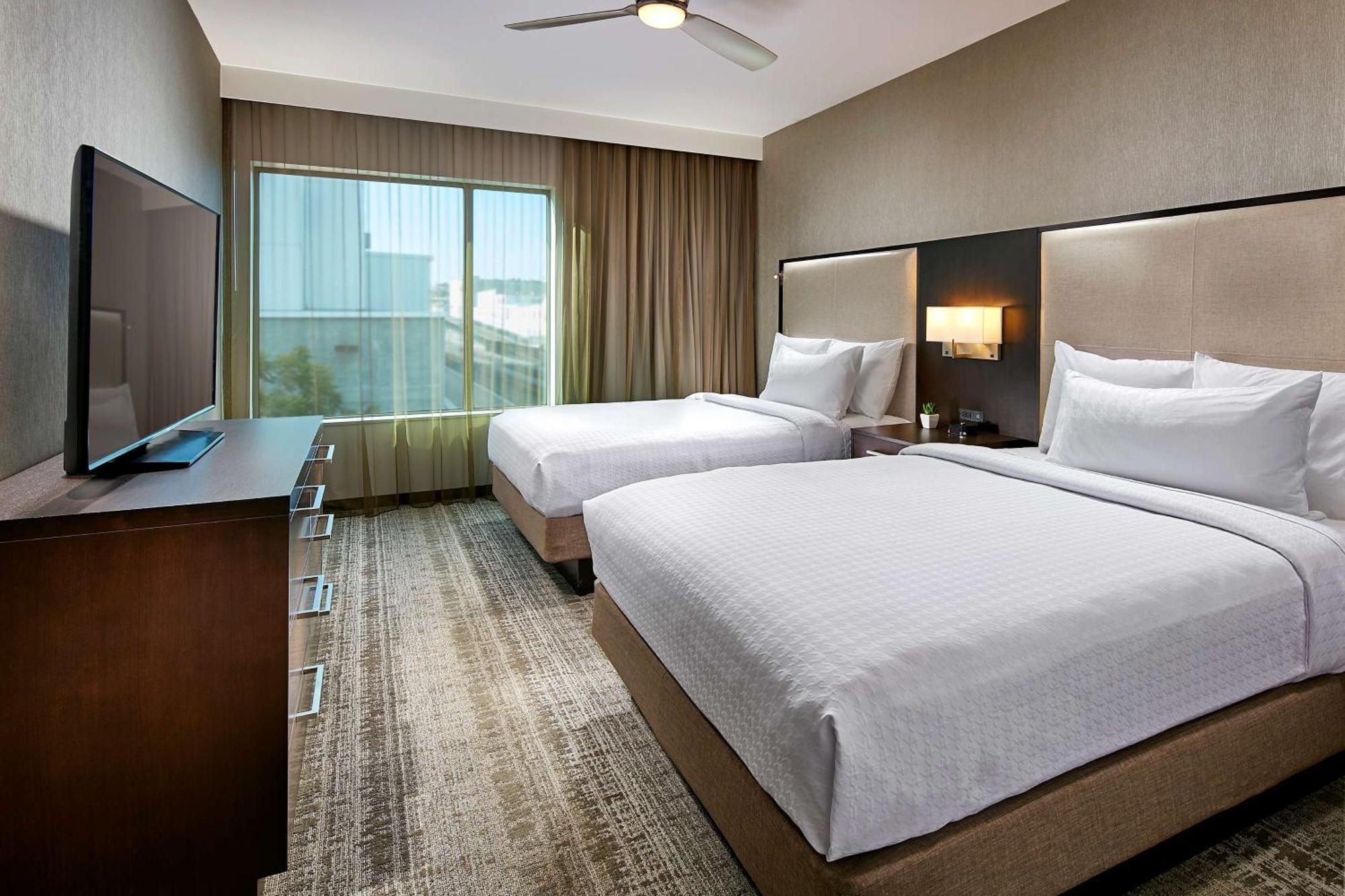 Homewood Suites By Hilton San Diego Downtown/Bayside Exterior photo