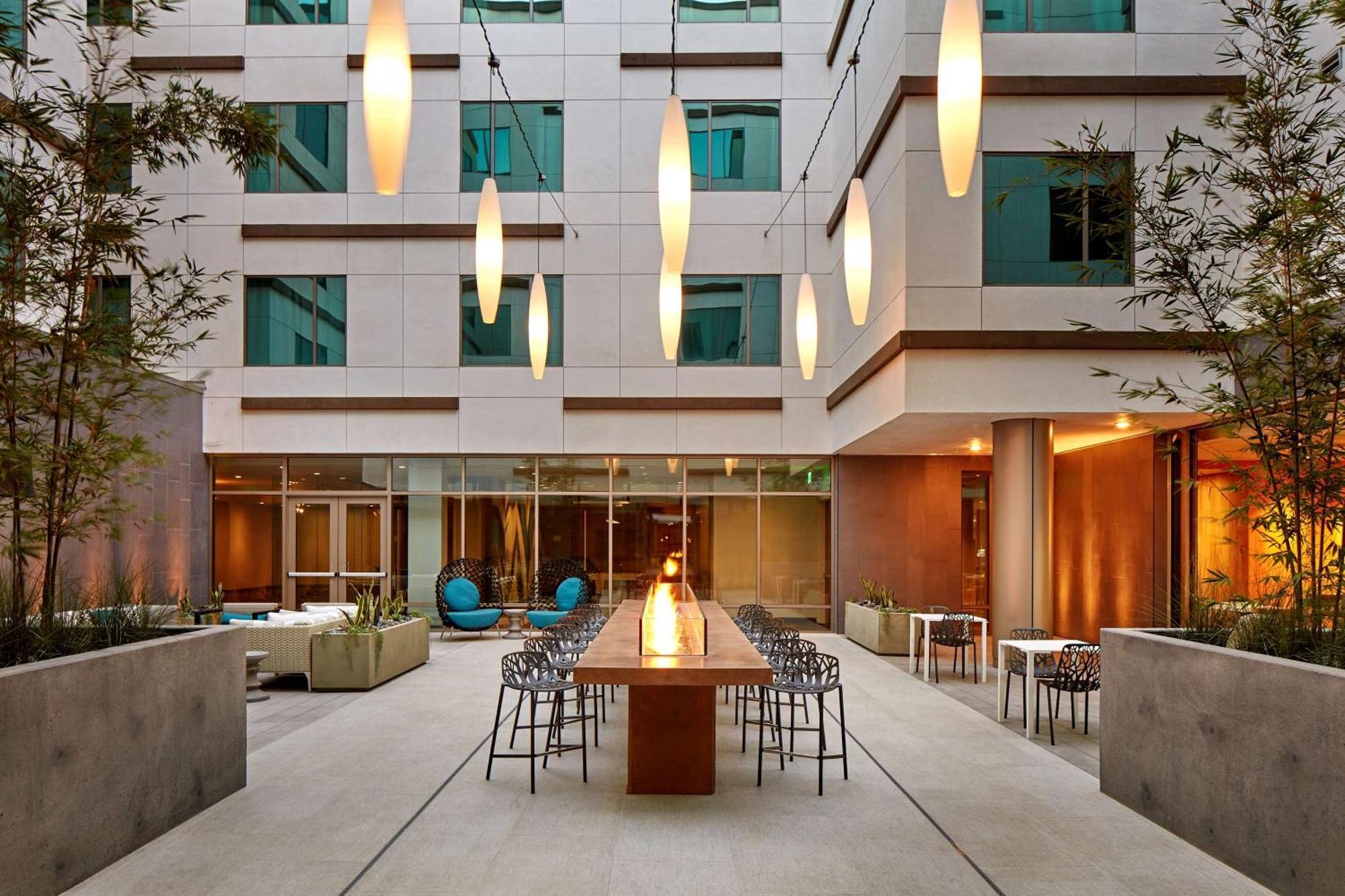 Homewood Suites By Hilton San Diego Downtown/Bayside Exterior photo