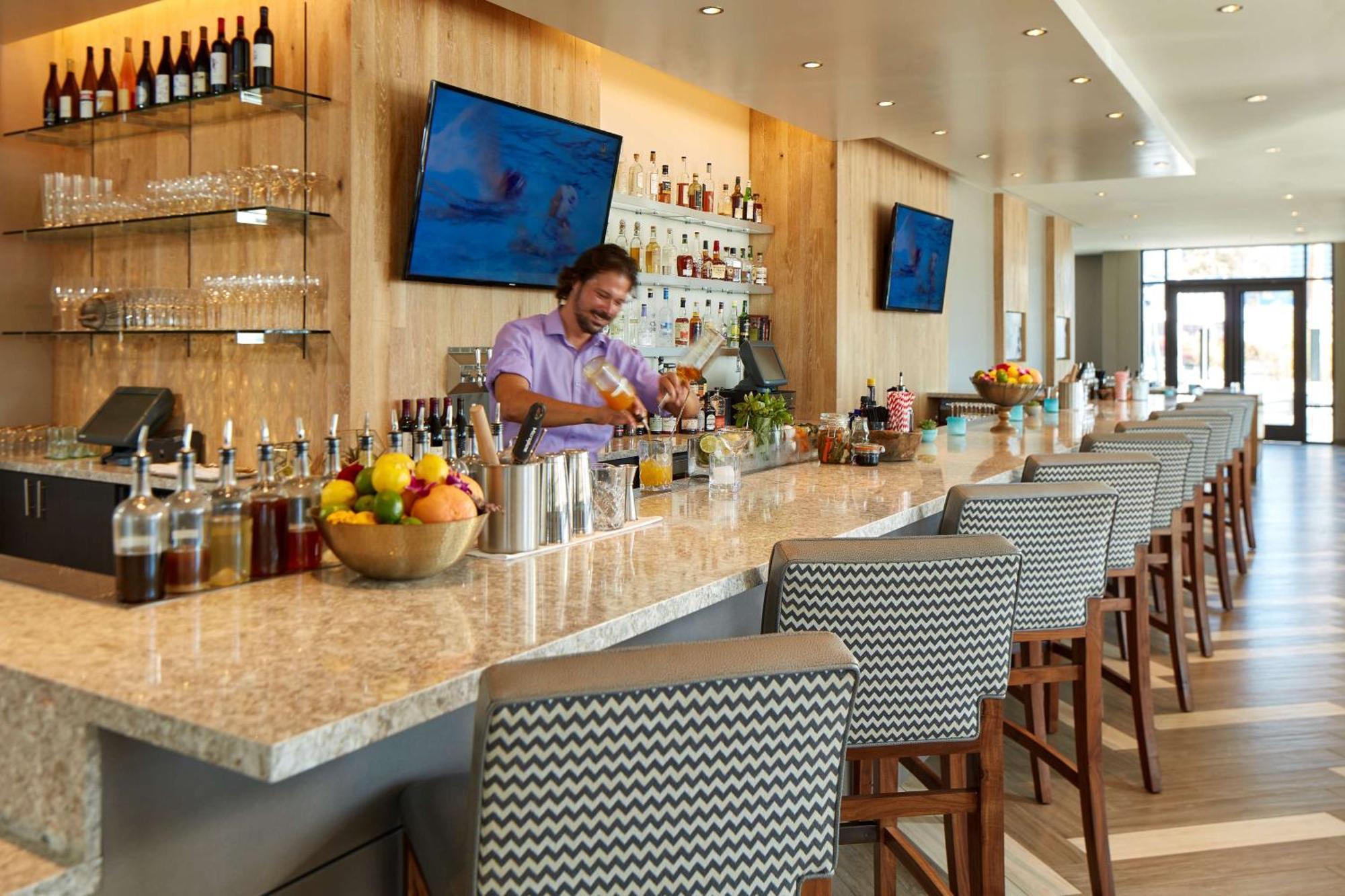 Homewood Suites By Hilton San Diego Downtown/Bayside Exterior photo