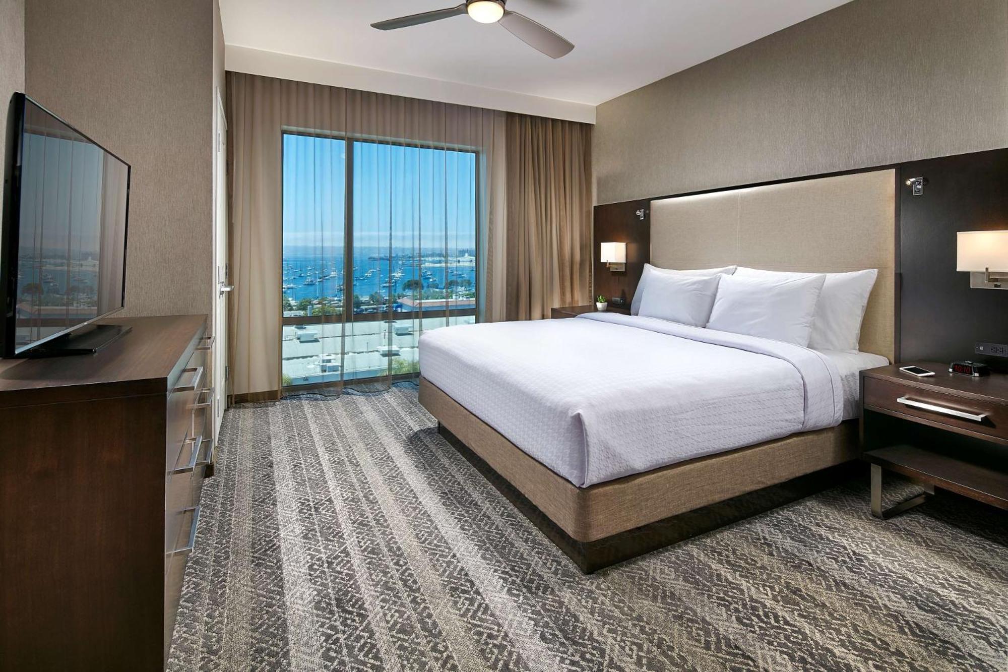 Homewood Suites By Hilton San Diego Downtown/Bayside Exterior photo
