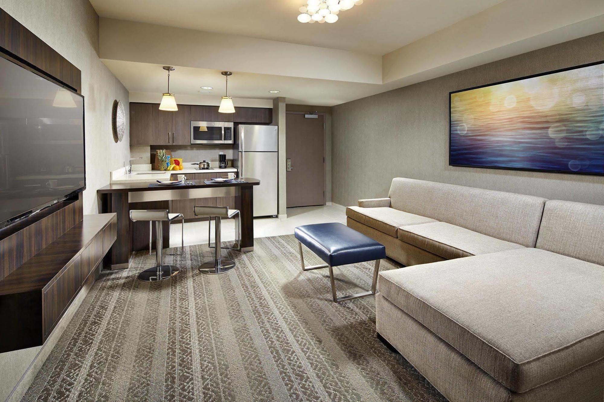 Homewood Suites By Hilton San Diego Downtown/Bayside Exterior photo