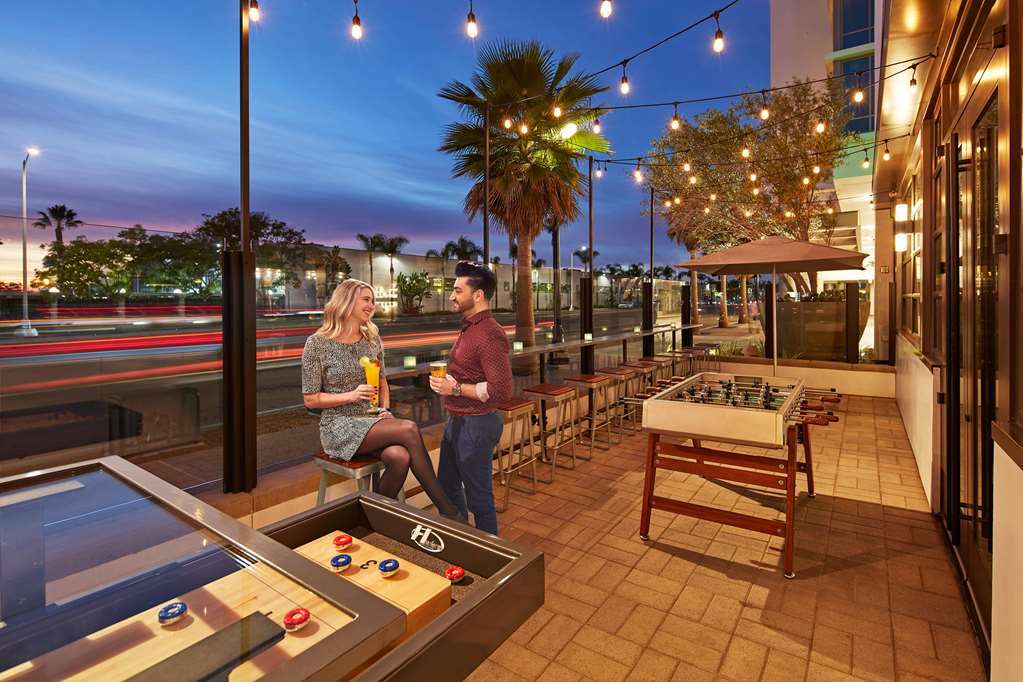 Homewood Suites By Hilton San Diego Downtown/Bayside Exterior photo